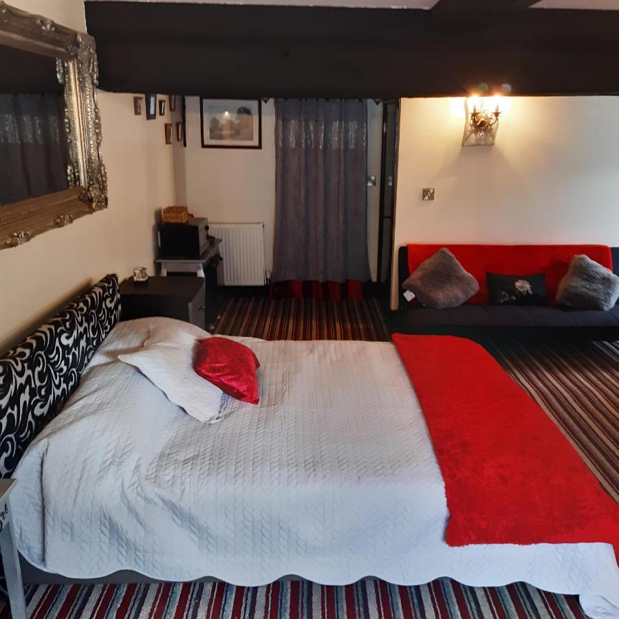 Ferienwohnung The Saracens Head Old Lounge Skegness Exterior foto